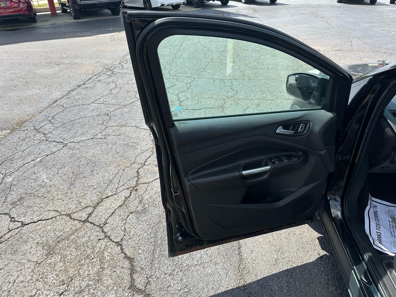 Ford Escape FWD 4dr SE 2014