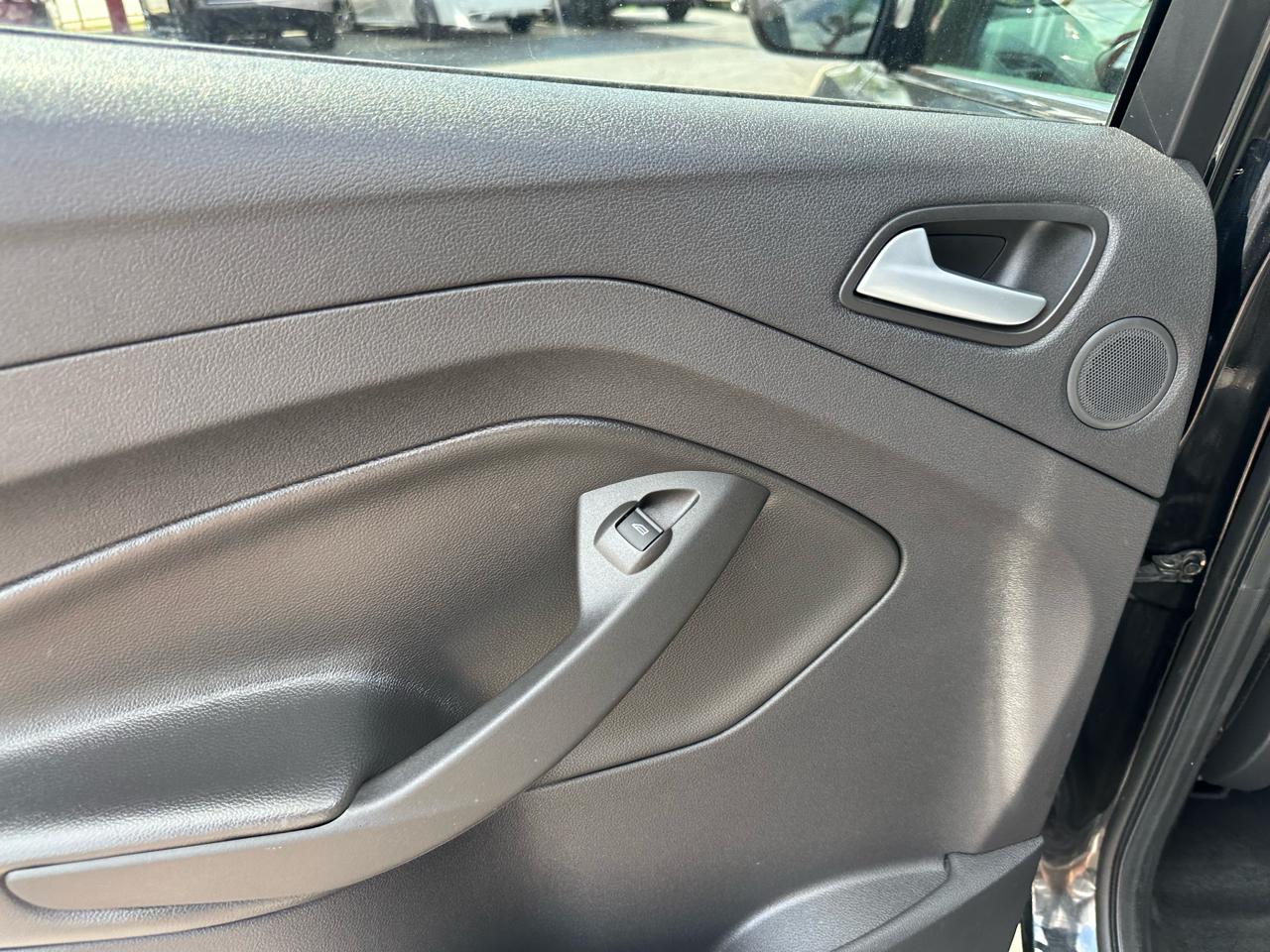 Ford Escape FWD 4dr SE 2014