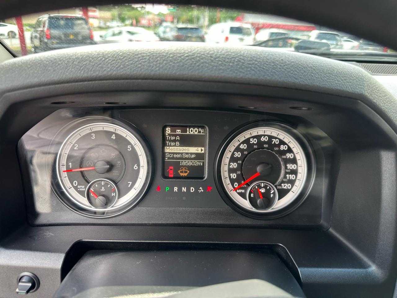 RAM 1500 4WD Crew Cab 140.5" Express 2014