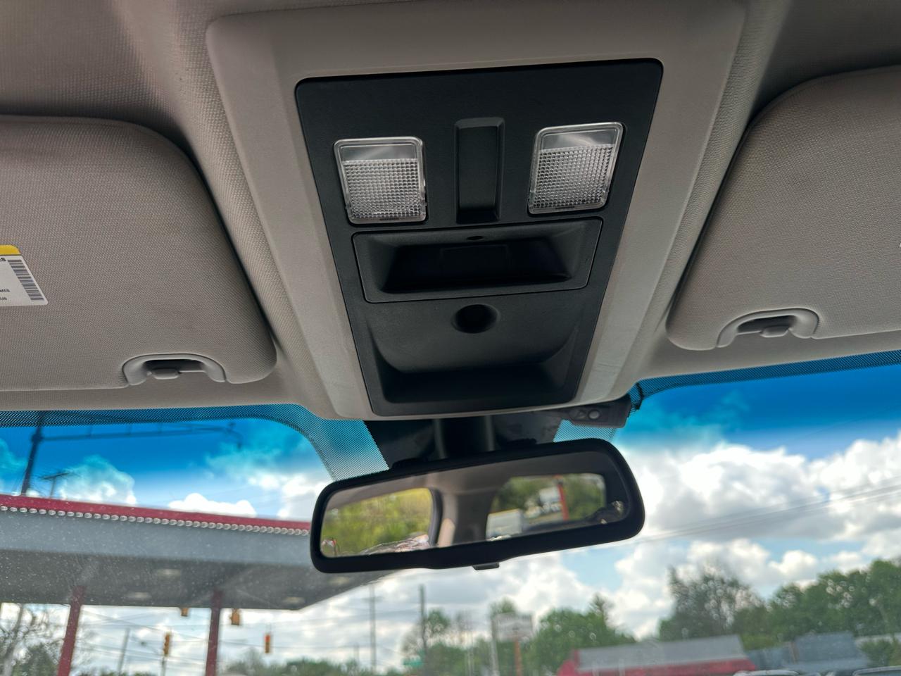 RAM 1500 4WD Crew Cab 140.5" Express 2014