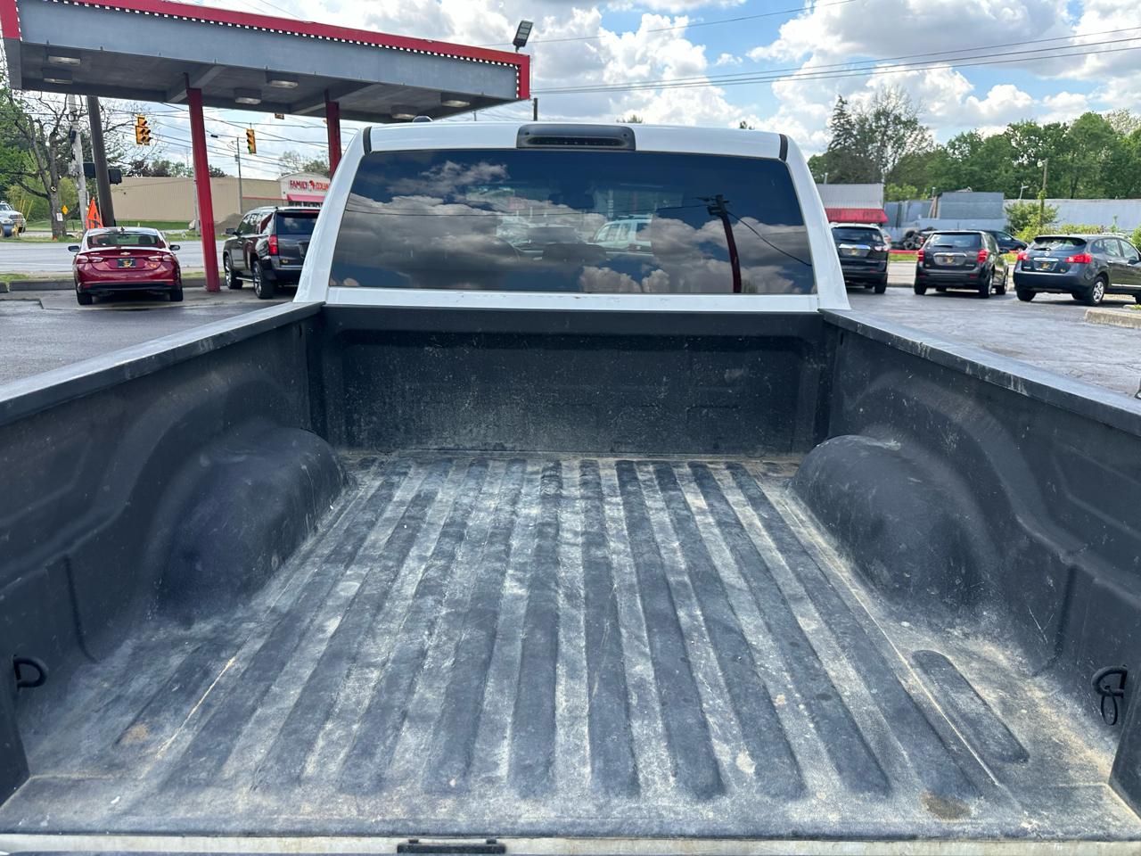 RAM 1500 4WD Crew Cab 140.5" Express 2014