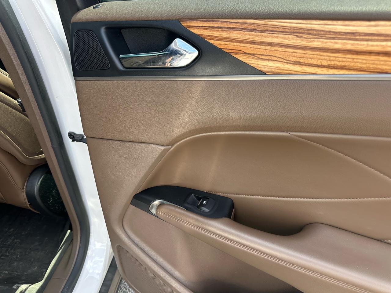 Lincoln MKC AWD 4dr Reserve 2016