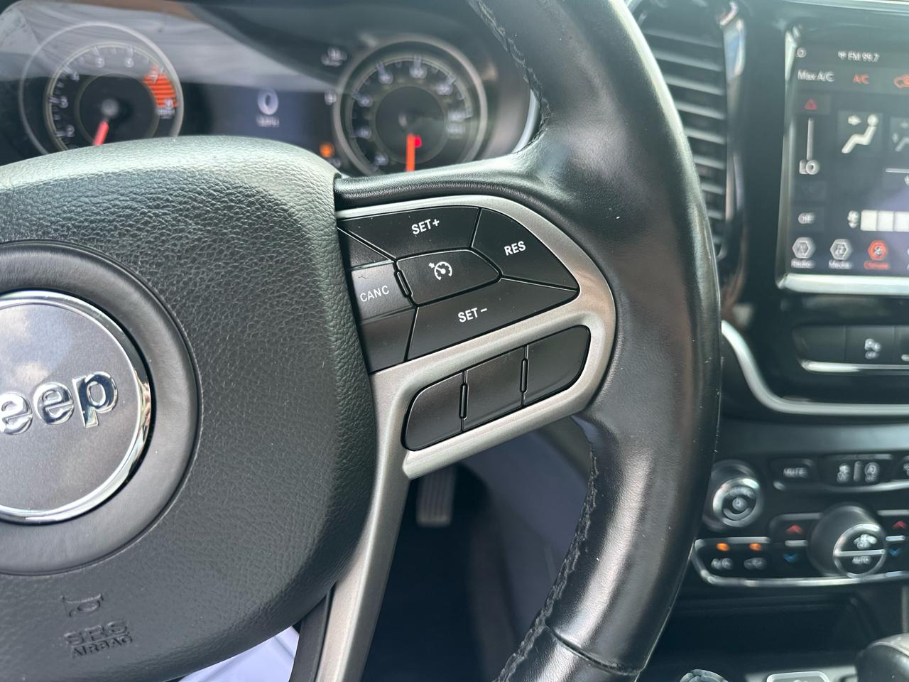 Jeep Cherokee Limited 4x4 2019