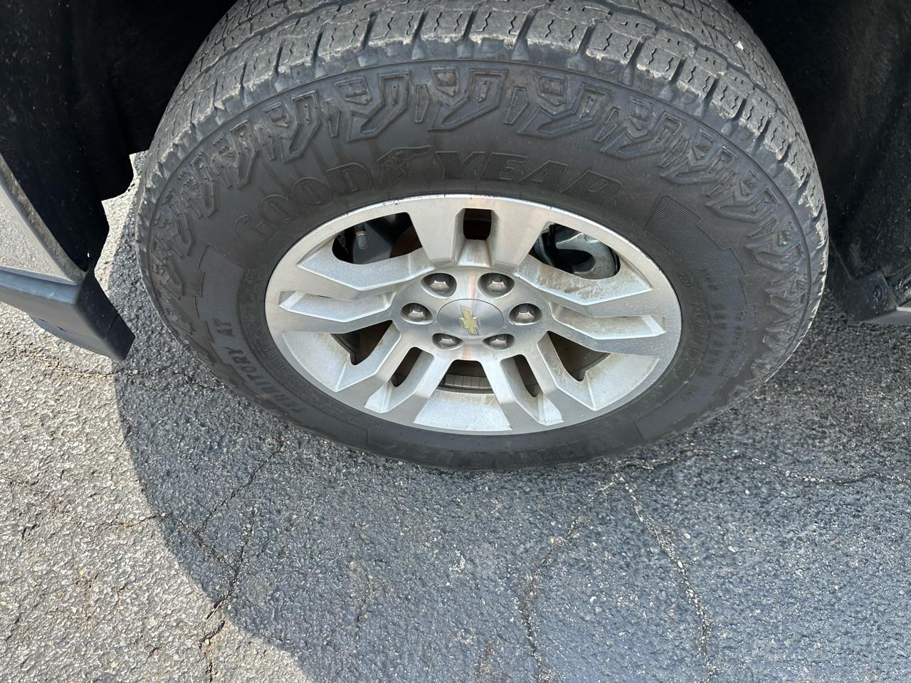 Chevrolet Silverado 1500 4WD Crew Cab 143.5" LT w/1LT 2016