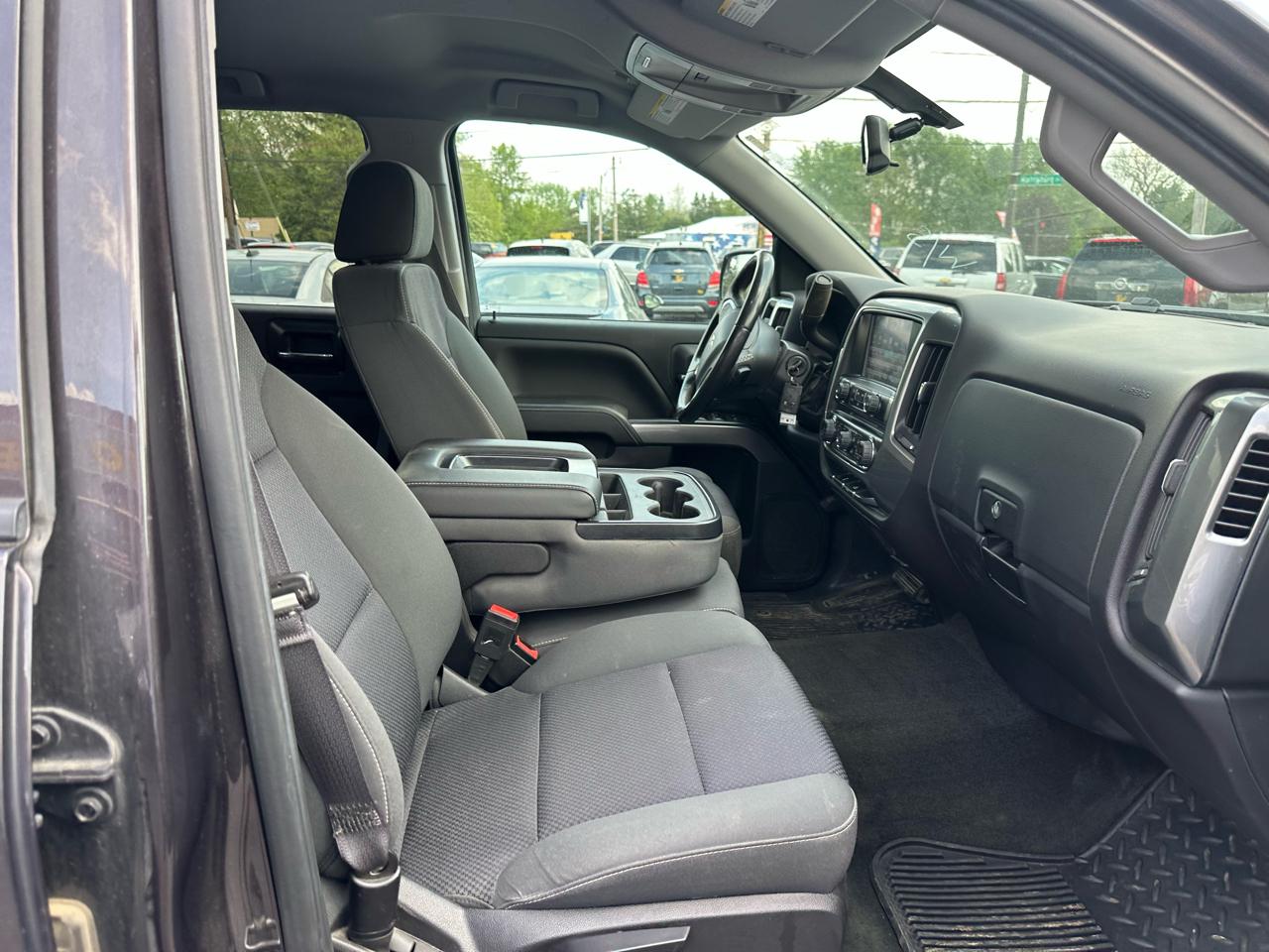 Chevrolet Silverado 1500 4WD Crew Cab 143.5" LT w/1LT 2016