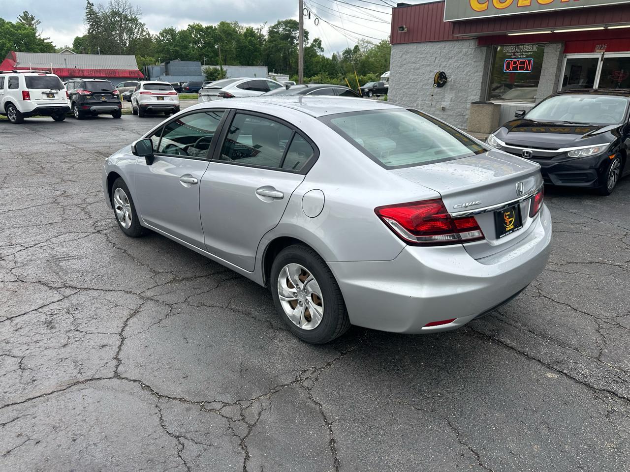 Honda Civic Sedan 4dr CVT LX 2015