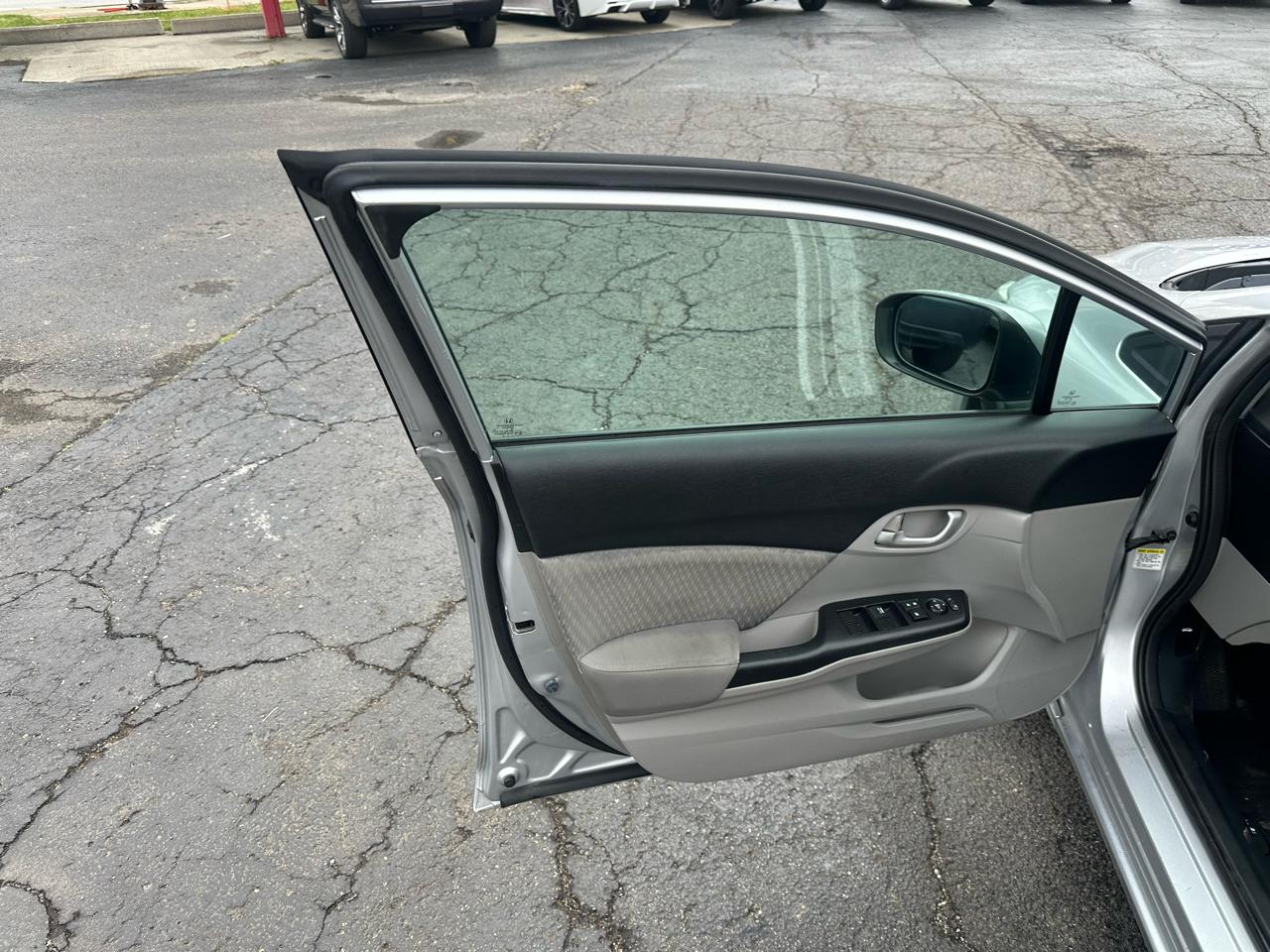 Honda Civic Sedan 4dr CVT LX 2015