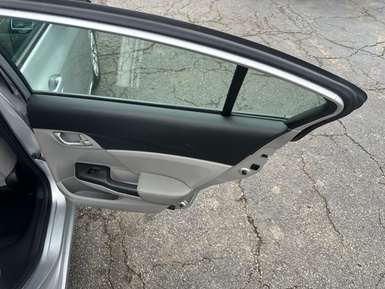 Honda Civic Sedan 4dr CVT LX 2015