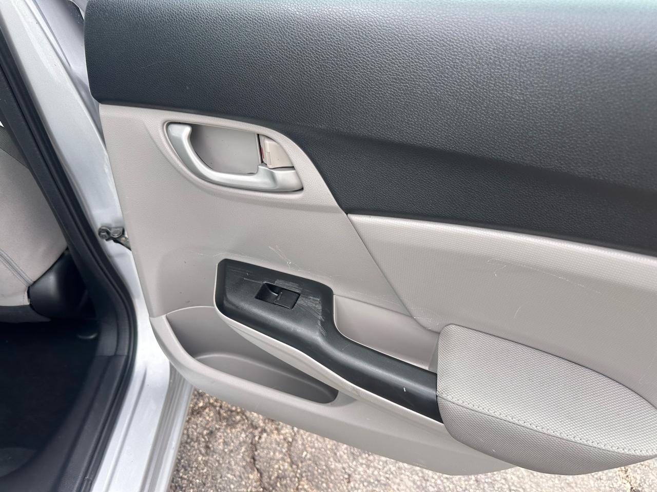 Honda Civic Sedan 4dr CVT LX 2015