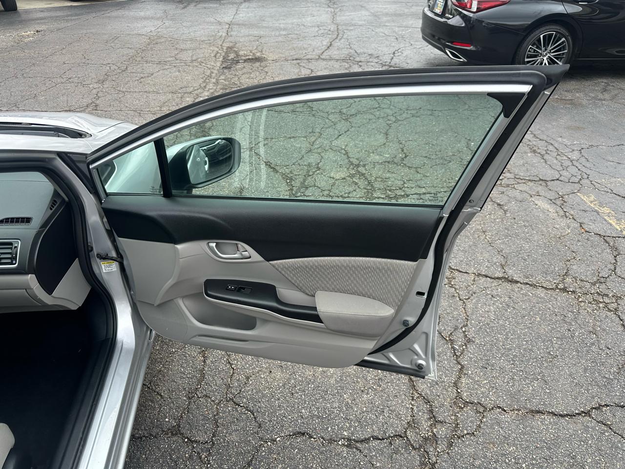 Honda Civic Sedan 4dr CVT LX 2015