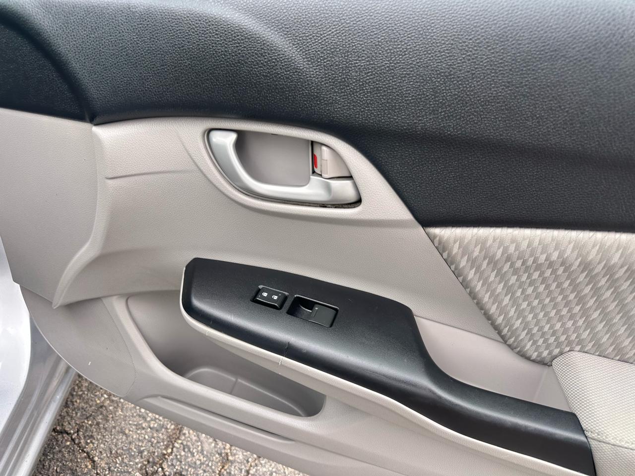 Honda Civic Sedan 4dr CVT LX 2015