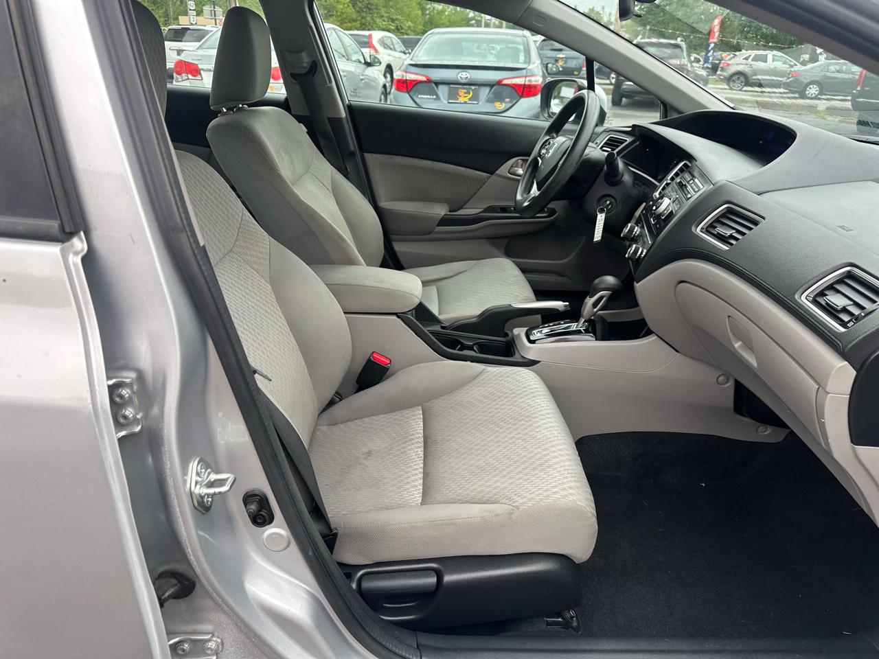 Honda Civic Sedan 4dr CVT LX 2015