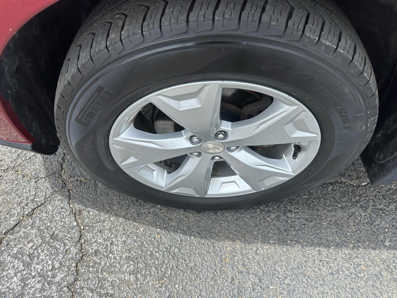 Subaru Forester 4dr CVT 2.5i Premium PZEV 2015