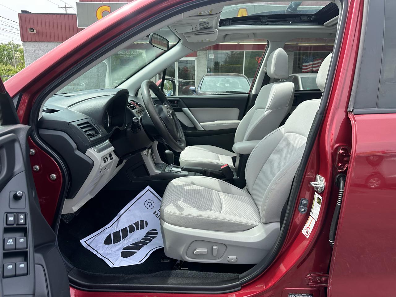 Subaru Forester 4dr CVT 2.5i Premium PZEV 2015