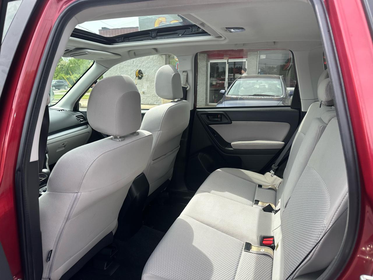 Subaru Forester 4dr CVT 2.5i Premium PZEV 2015