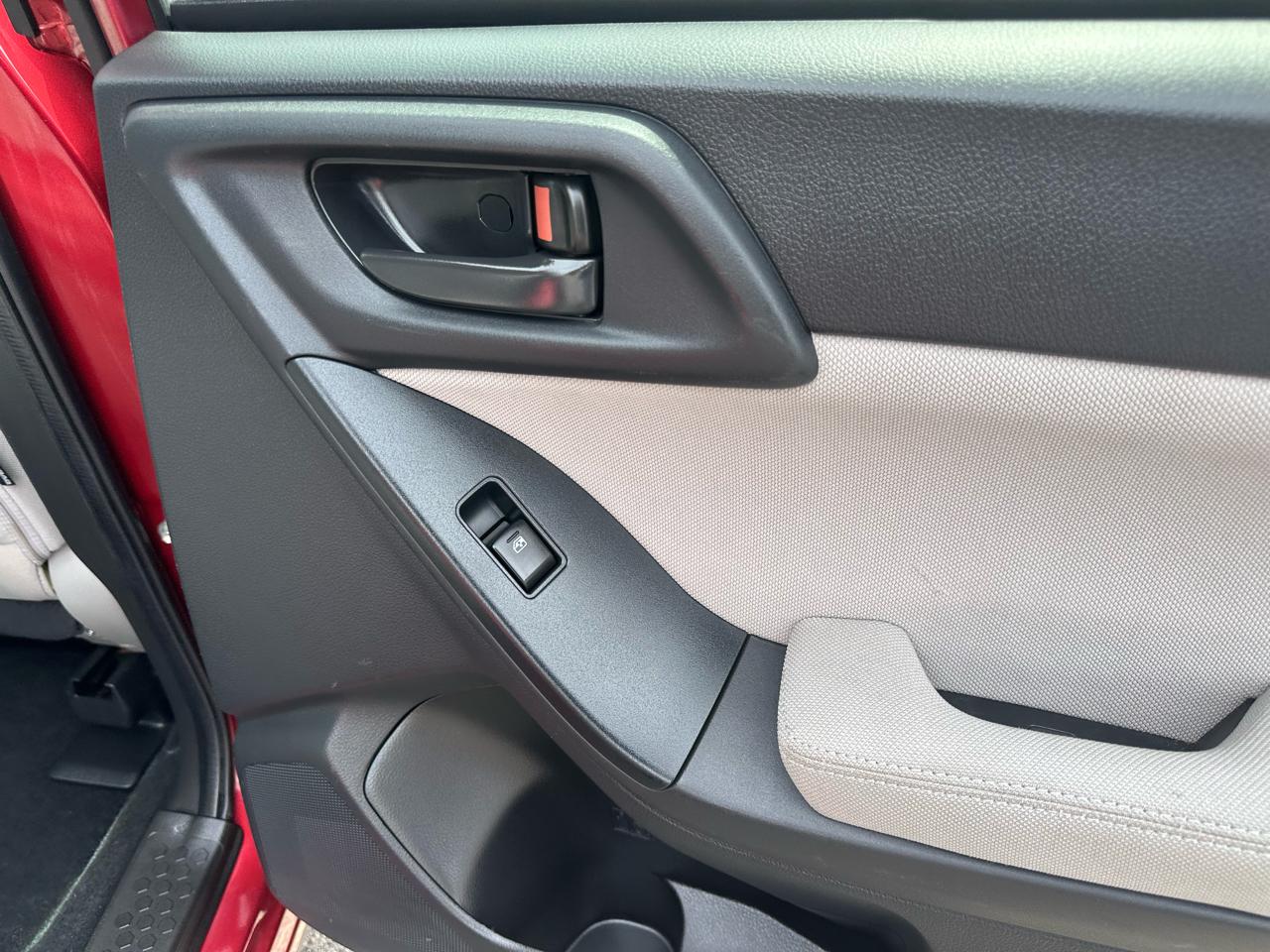 Subaru Forester 4dr CVT 2.5i Premium PZEV 2015