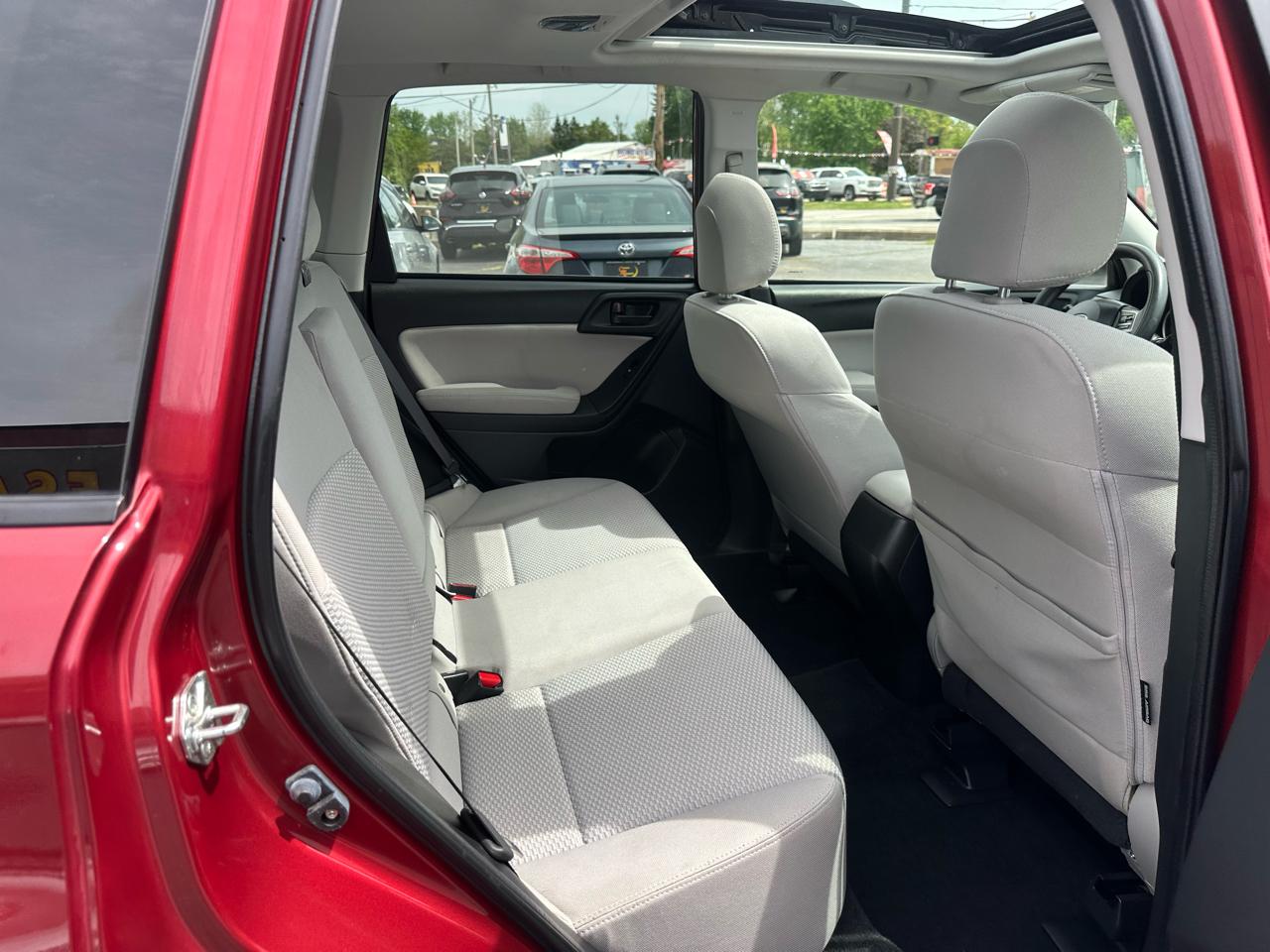 Subaru Forester 4dr CVT 2.5i Premium PZEV 2015