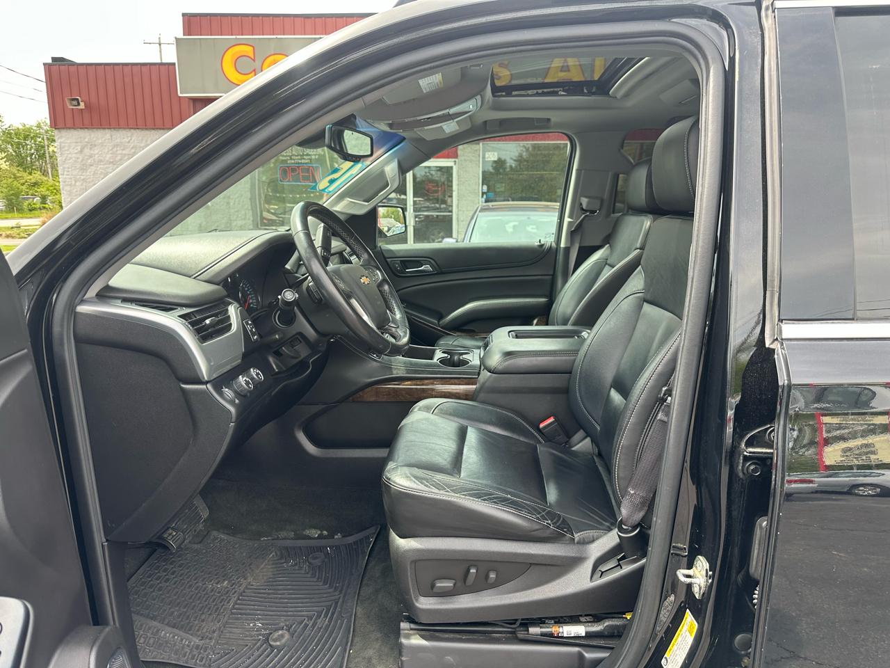 Chevrolet Tahoe 4WD 4dr LT 2015