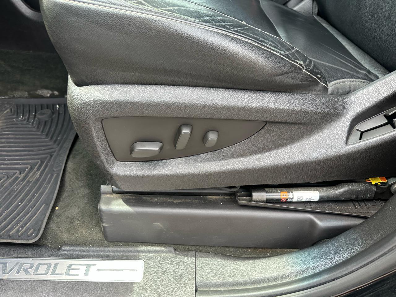 Chevrolet Tahoe 4WD 4dr LT 2015