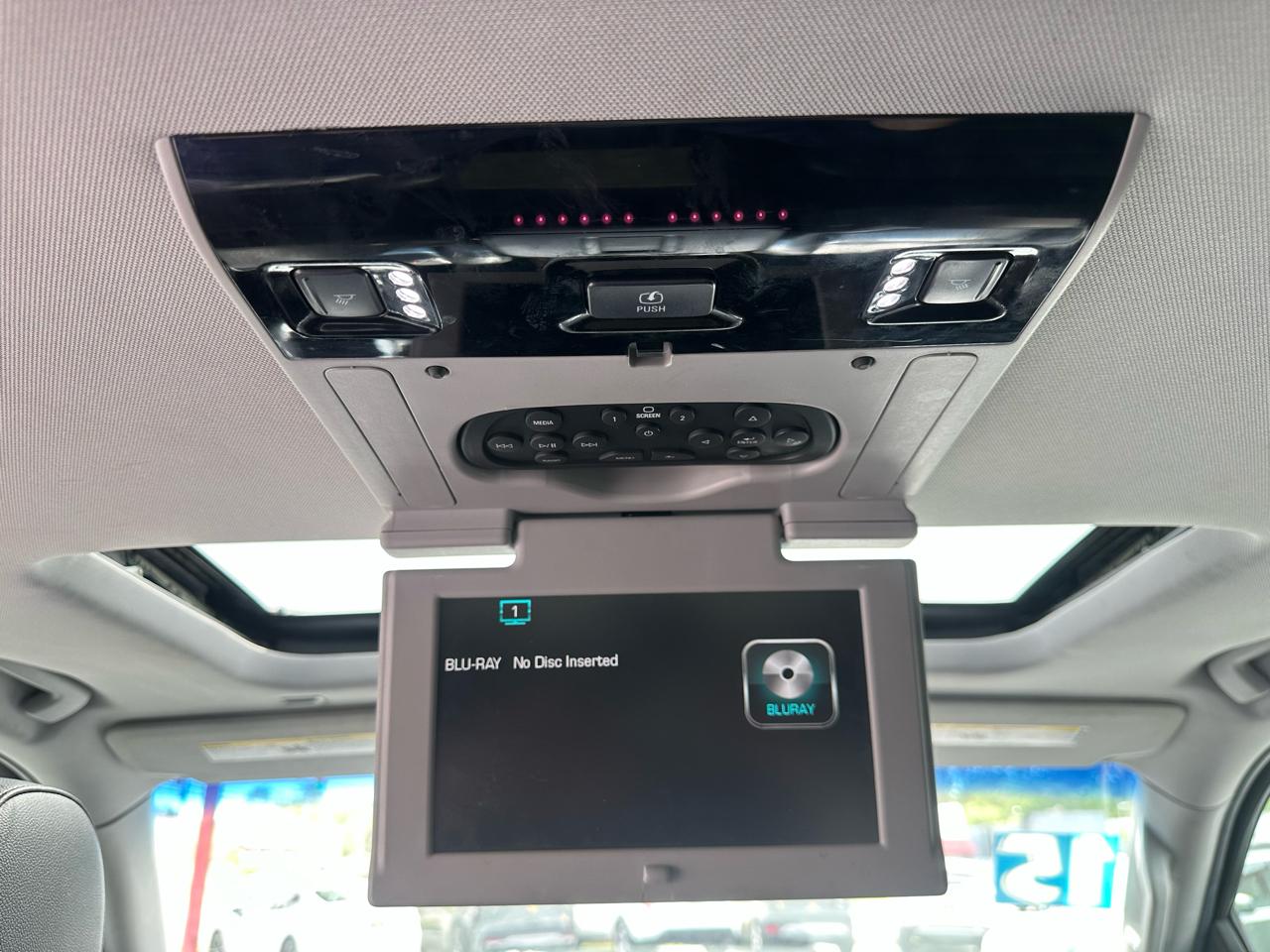 Chevrolet Tahoe 4WD 4dr LT 2015