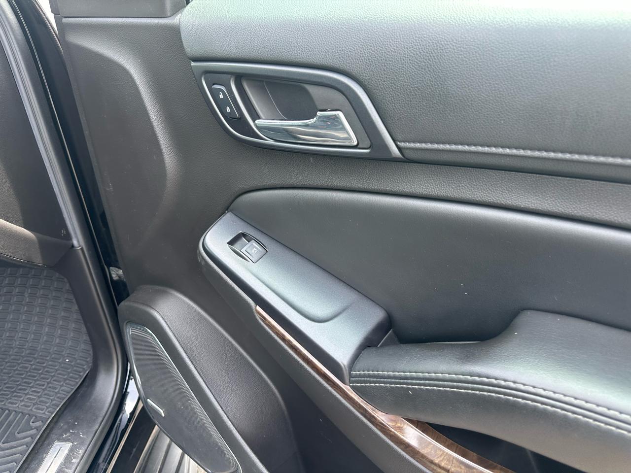 Chevrolet Tahoe 4WD 4dr LT 2015