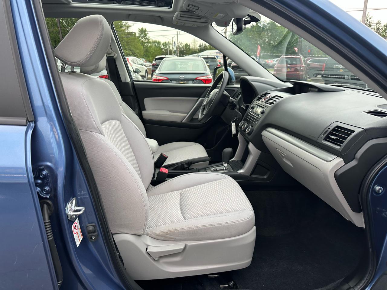 Subaru Forester 4dr CVT 2.5i Premium PZEV 2015