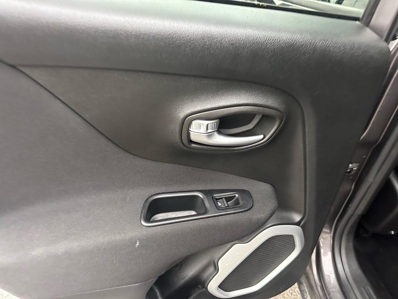 Jeep Renegade Latitude FWD 2018