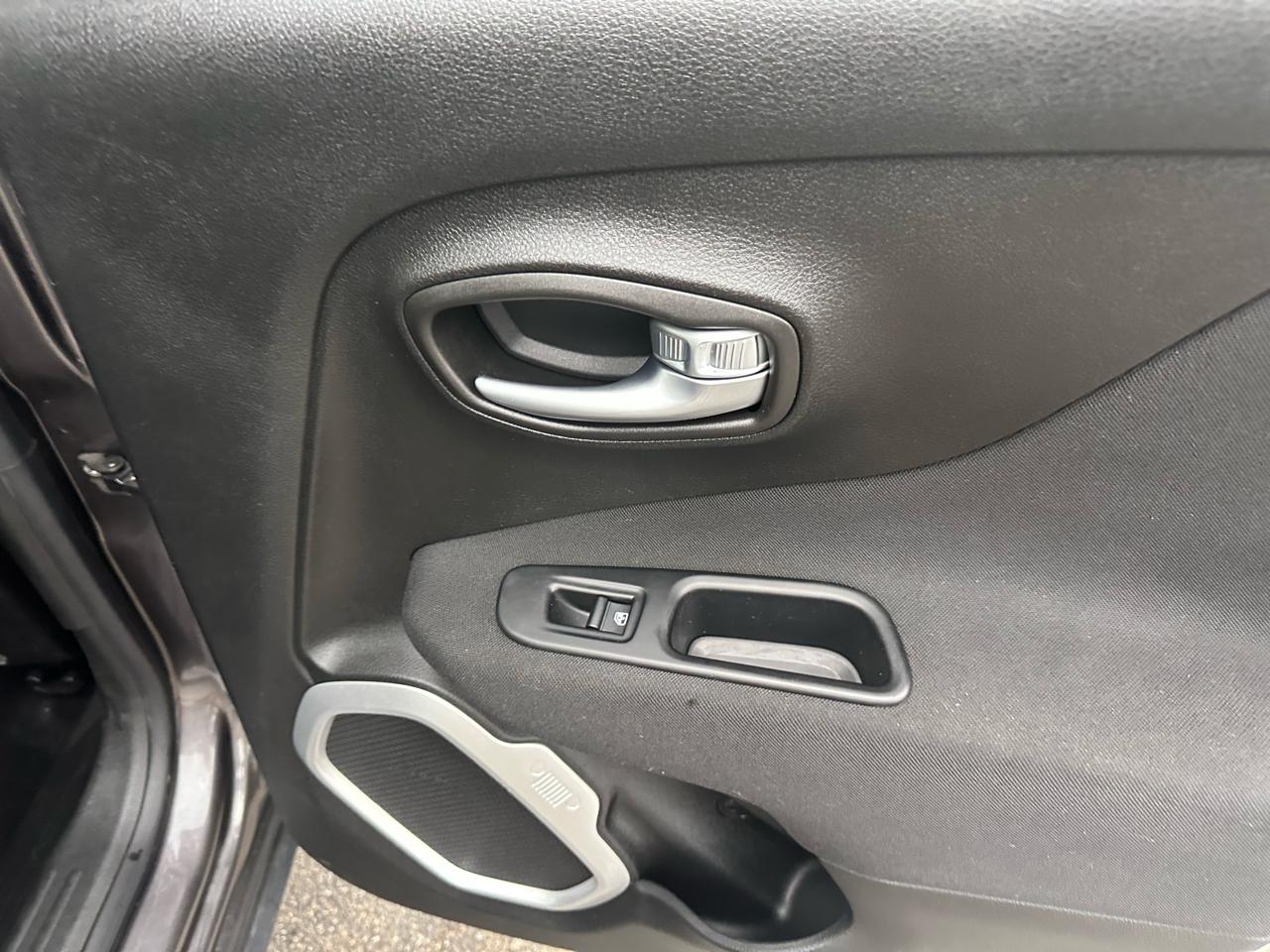 Jeep Renegade Latitude FWD 2018