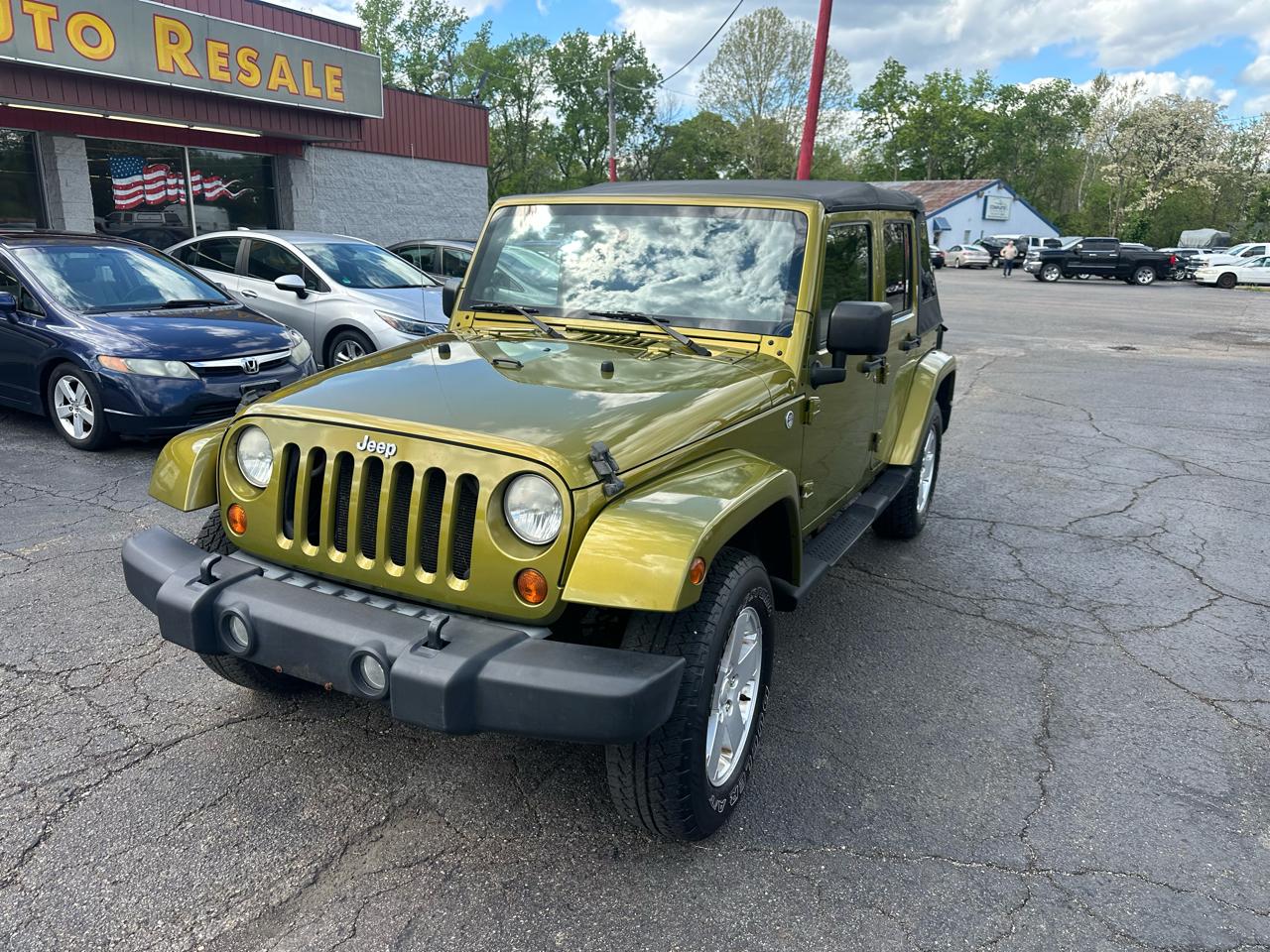 Jeep Wrangler 4WD 4dr Unlimited Sahara 2007