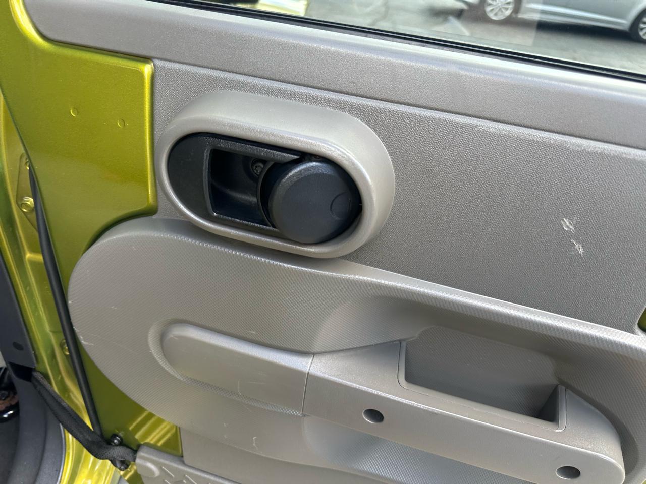 Jeep Wrangler 4WD 4dr Unlimited Sahara 2007