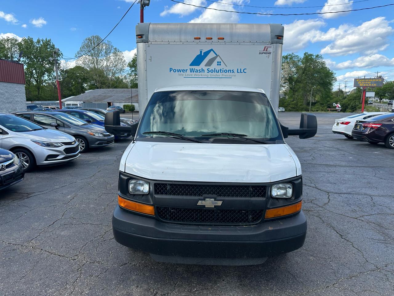 Chevrolet Express Commercial Cutaway 3500 Van 177" *Ltd Avail* 2016