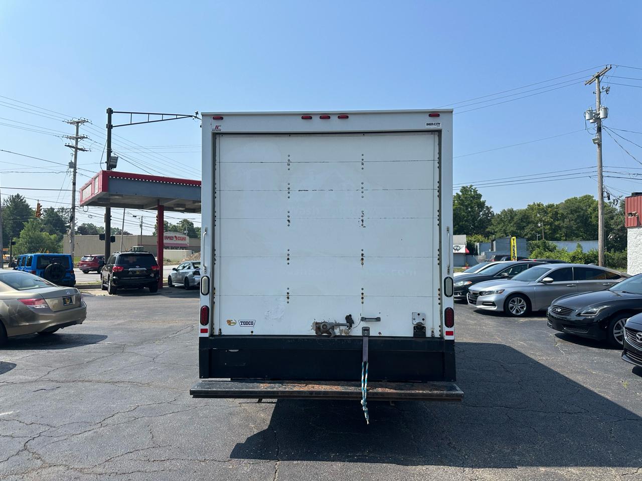 Chevrolet Express Commercial Cutaway 3500 Van 177" *Ltd Avail* 2016
