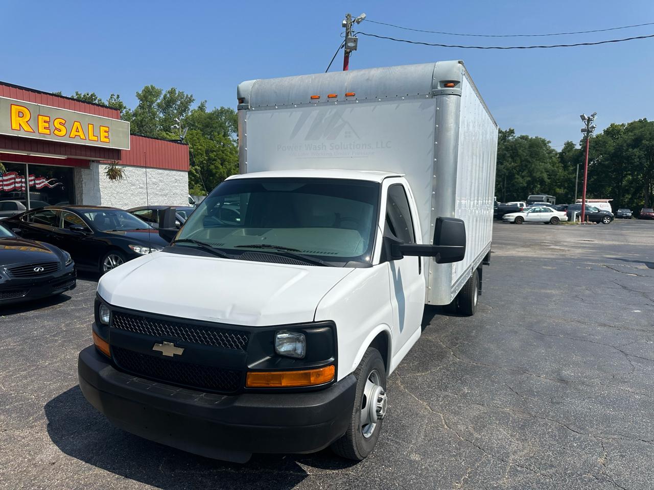 Chevrolet Express Commercial Cutaway 3500 Van 177" *Ltd Avail* 2016