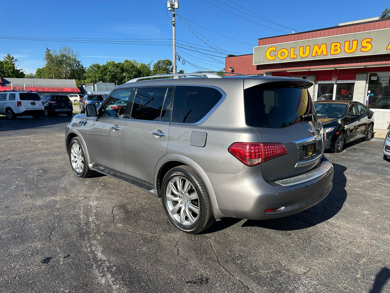 Infiniti QX56 4WD 4dr *Ltd Avail* 2013