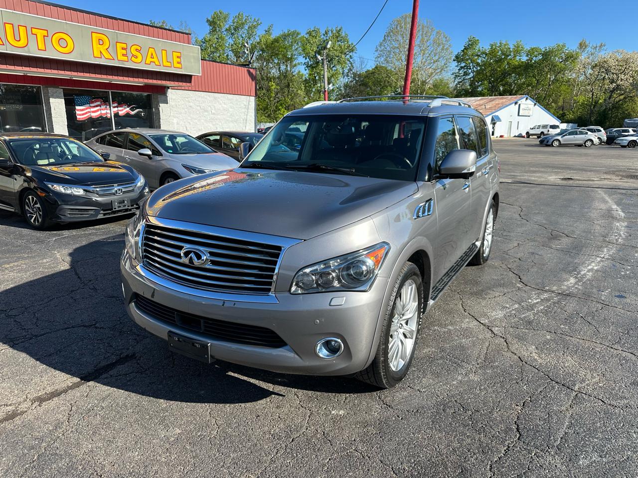 Infiniti QX56 4WD 4dr *Ltd Avail* 2013