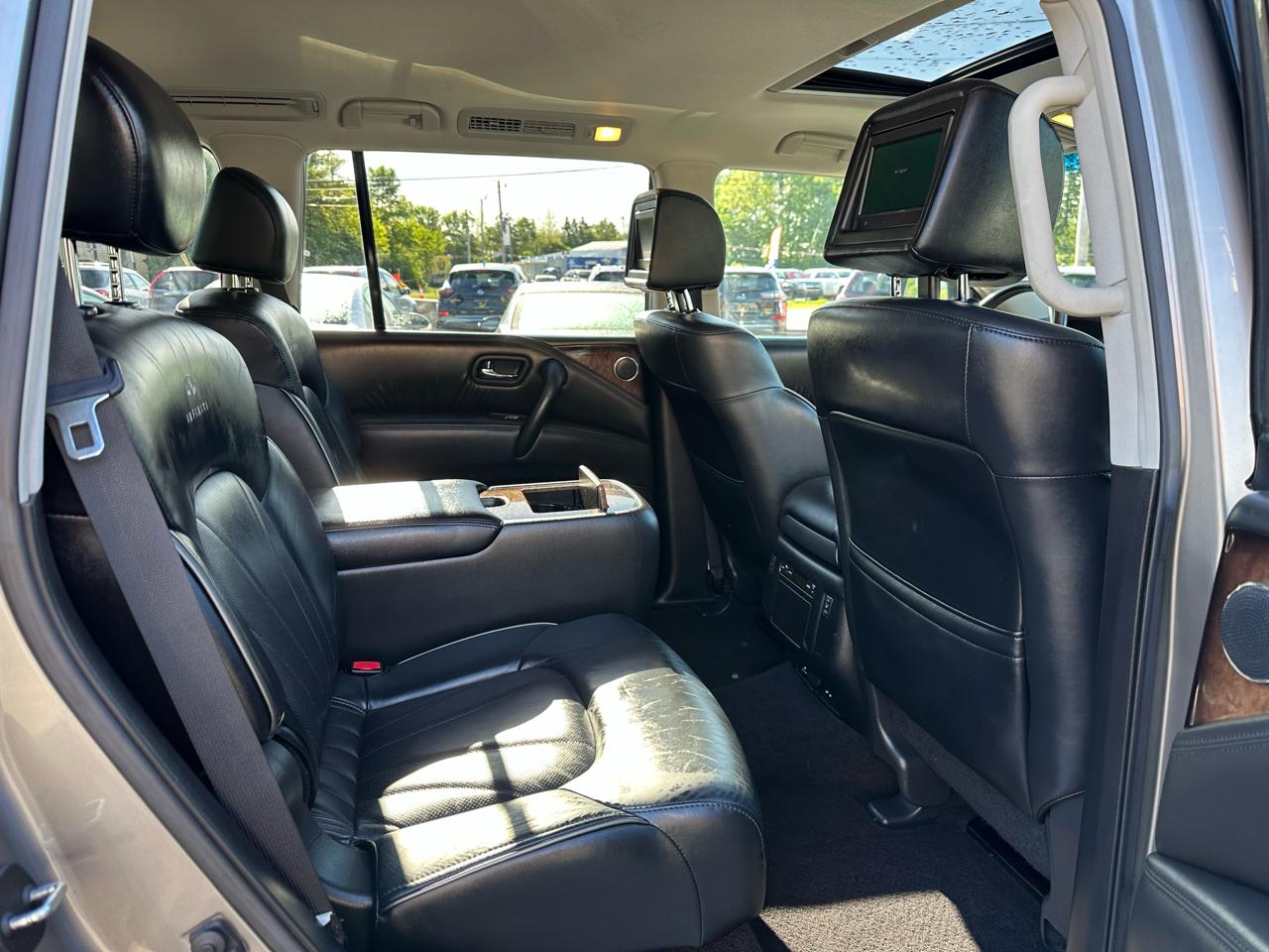 Infiniti QX56 4WD 4dr *Ltd Avail* 2013