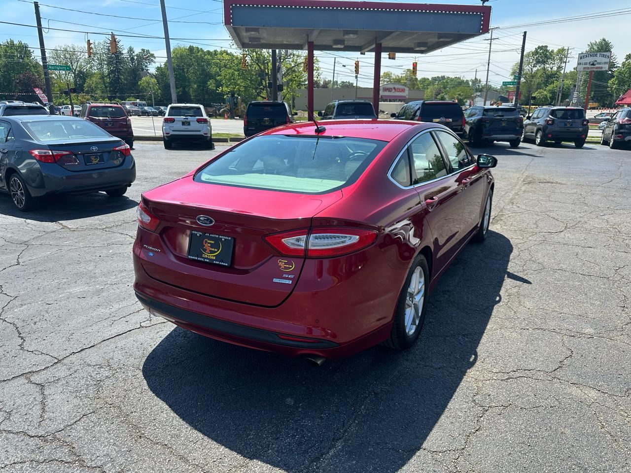 Ford Fusion 4dr Sdn SE FWD 2013