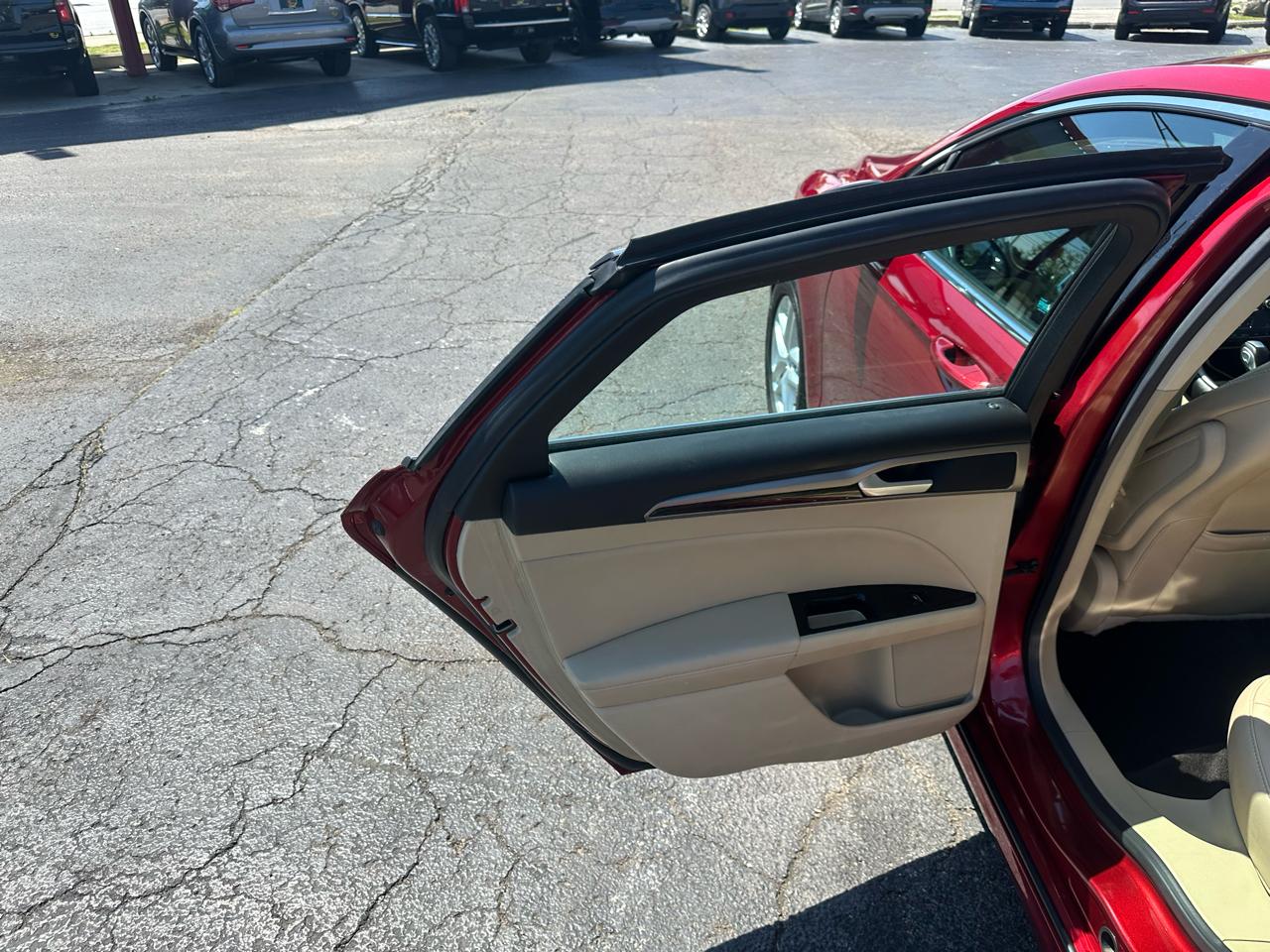 Ford Fusion 4dr Sdn SE FWD 2013