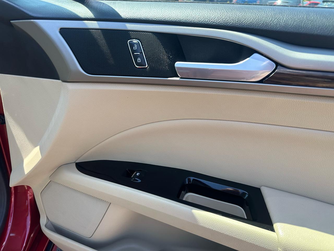 Ford Fusion 4dr Sdn SE FWD 2013