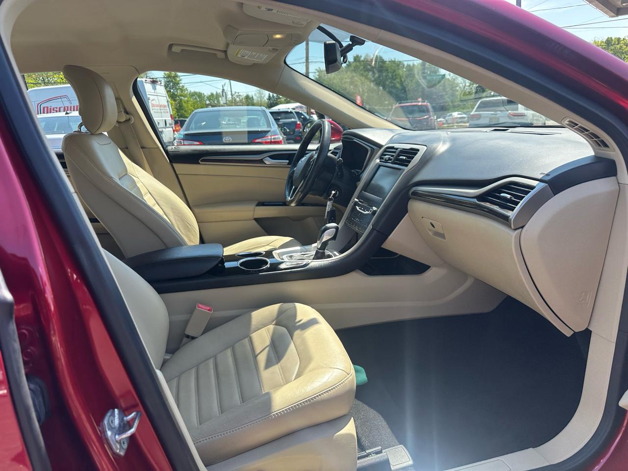 Ford Fusion 4dr Sdn SE FWD 2013