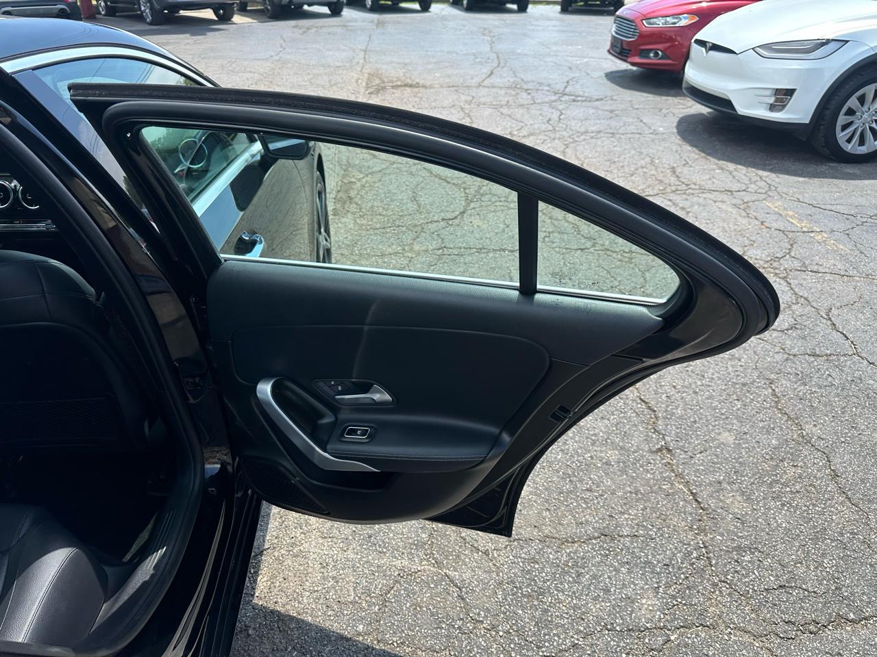 Mercedes-Benz A-Class A 220 4MATIC Sedan 2019