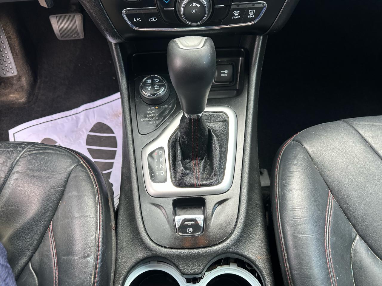 Jeep Cherokee 4WD 4dr Trailhawk 2014