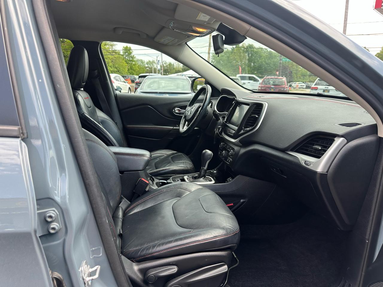 Jeep Cherokee 4WD 4dr Trailhawk 2014