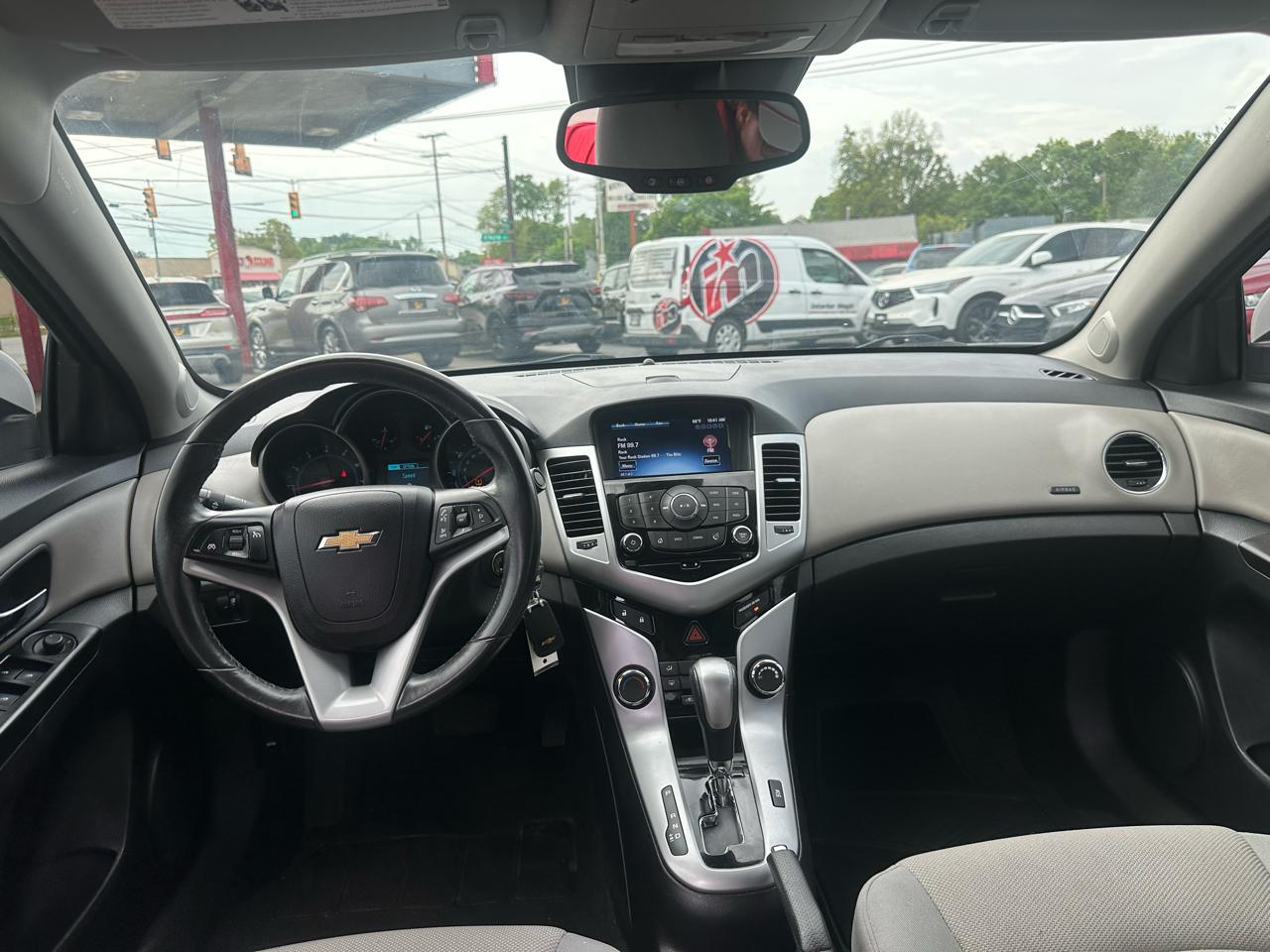 Chevrolet Cruze 4dr Sdn Auto 1LT 2013