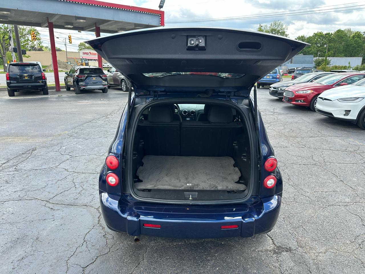Chevrolet HHR FWD 4dr LT w/1LT 2011
