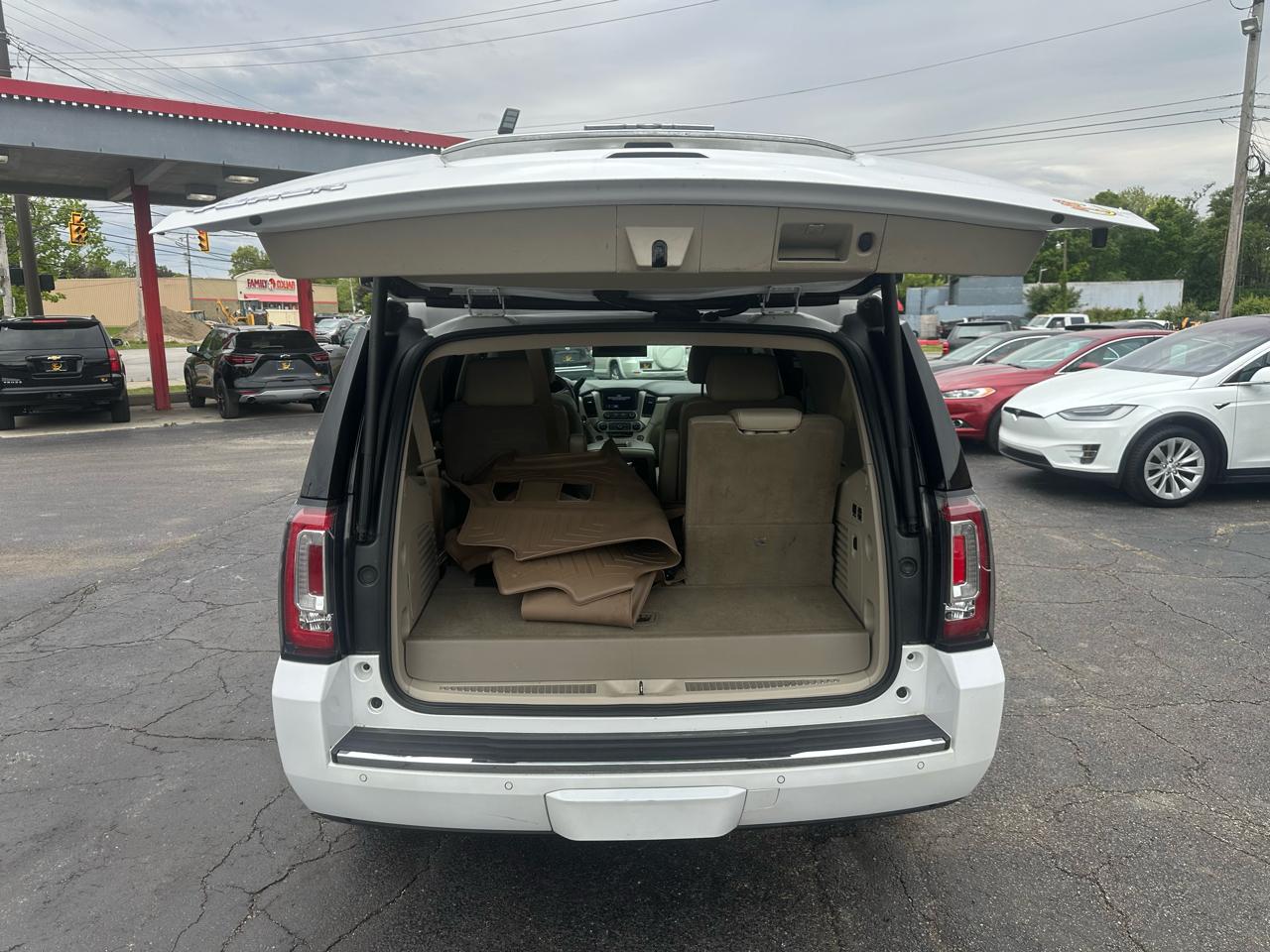 GMC Yukon 4WD 4dr Denali 2016