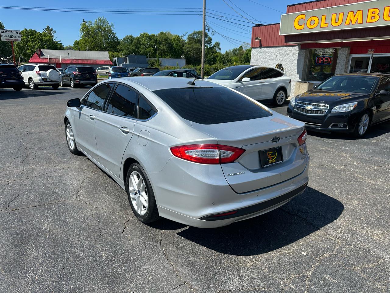 Ford Fusion 4dr Sdn SE FWD 2016