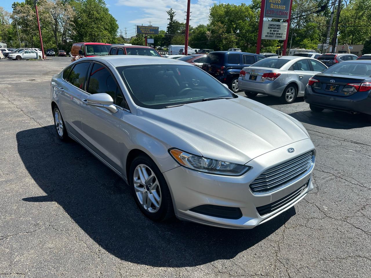 Ford Fusion 4dr Sdn SE FWD 2016