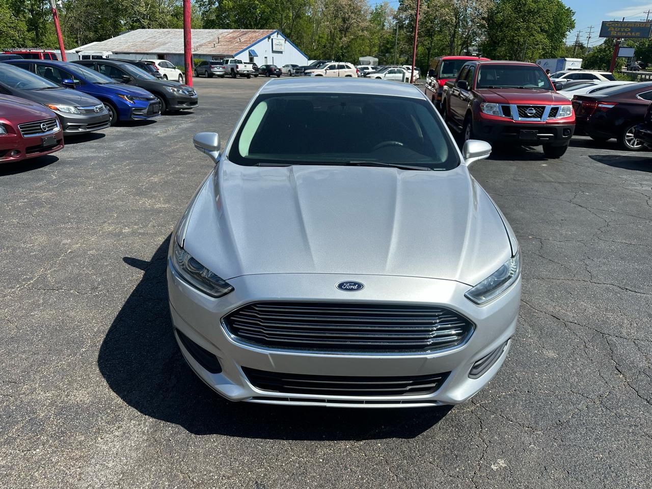 Ford Fusion 4dr Sdn SE FWD 2016