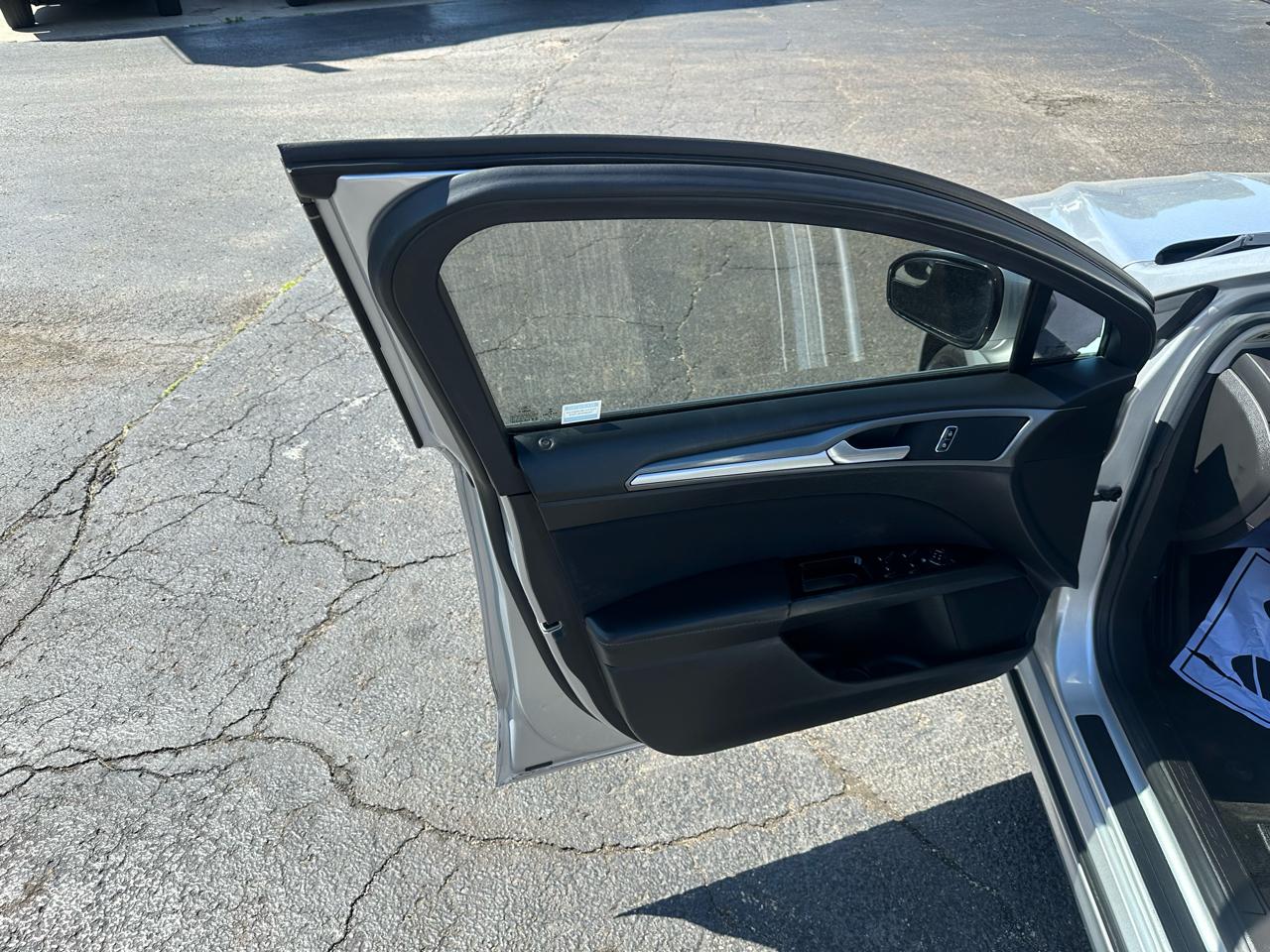 Ford Fusion 4dr Sdn SE FWD 2016